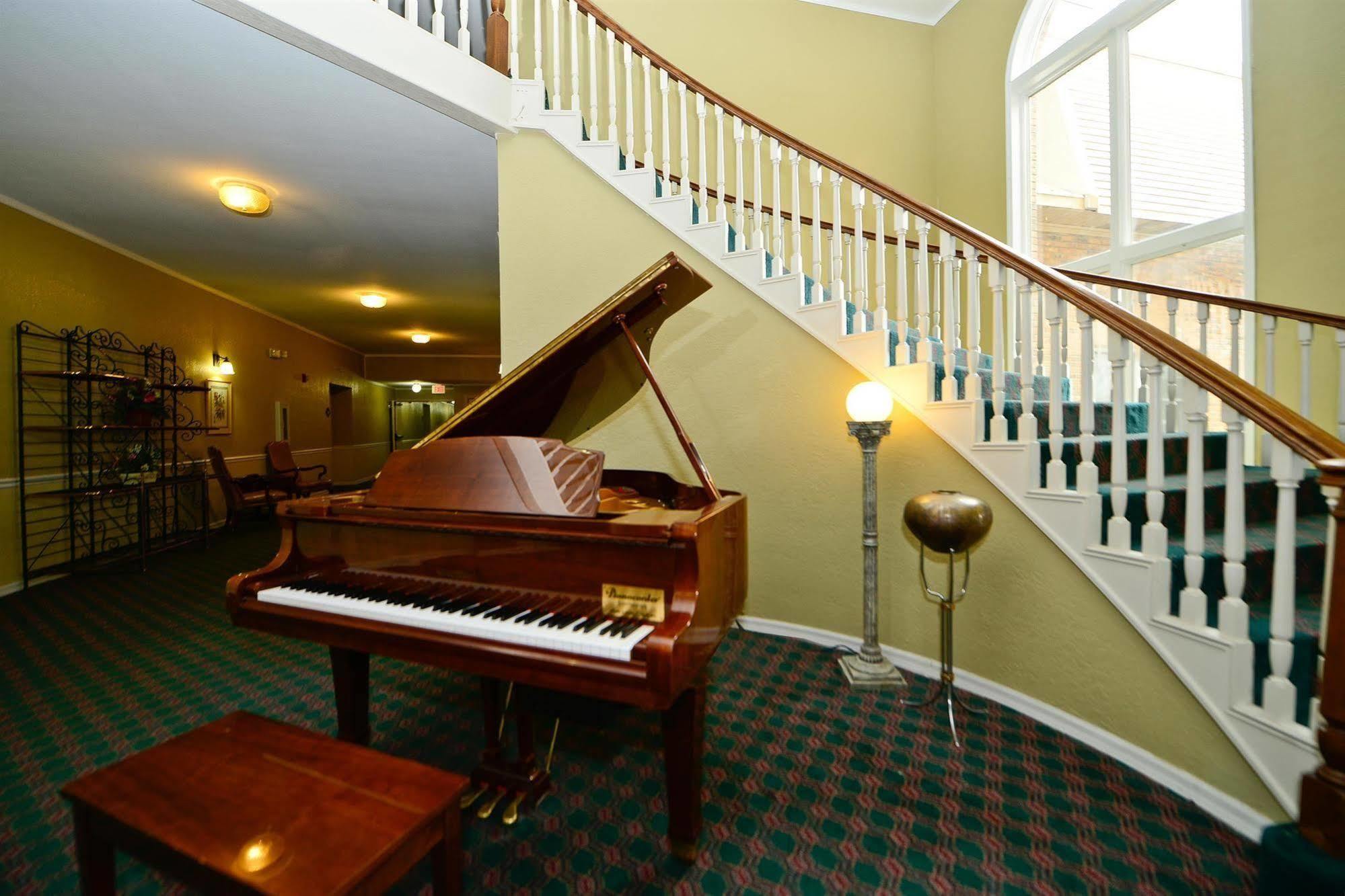 Days Inn And Suites By Wyndham Sikeston İç mekan fotoğraf